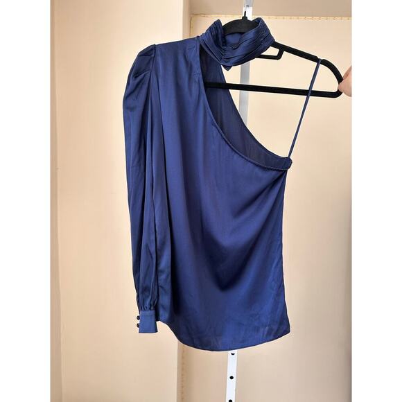 Generation Love Rosario Puff Sleeve One Shoulder Blouse size Small - Picture 5 of 6